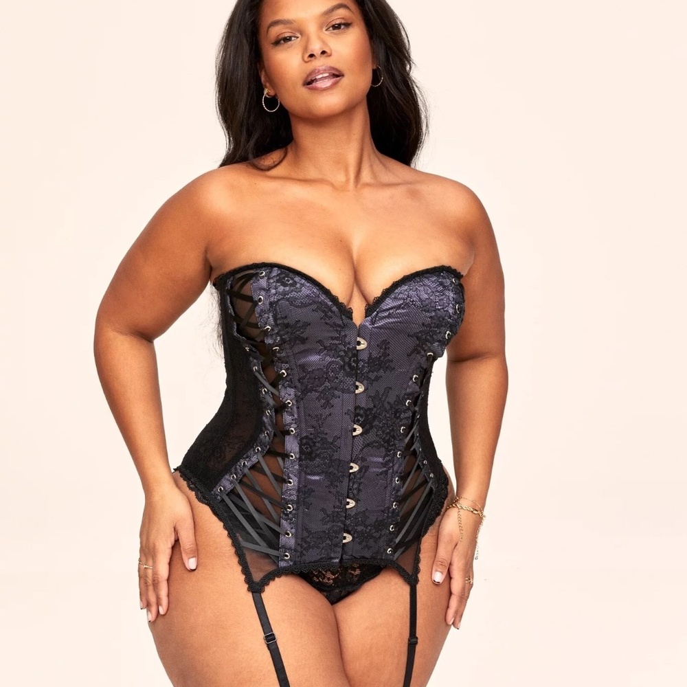 Aurora Corset Strapless Sweetheart Neckline
